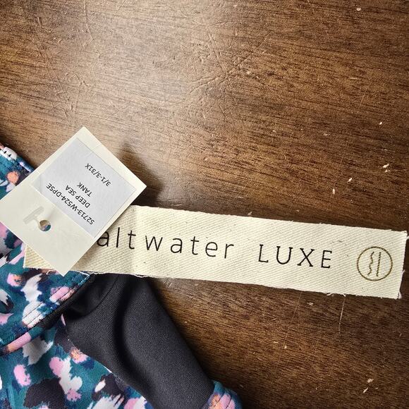 NEW NWT Saltwater Luxe Deep Sea Tank Colorful Activewear Crop Top - Size Small - Picture 7 of 7